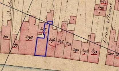 <p>In paars is de contour van het huidige huis weergegeven op de ondergrond van 1832. </p>
